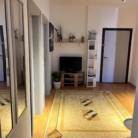 Qerret Kavaje Apartament Golem (Tirana)